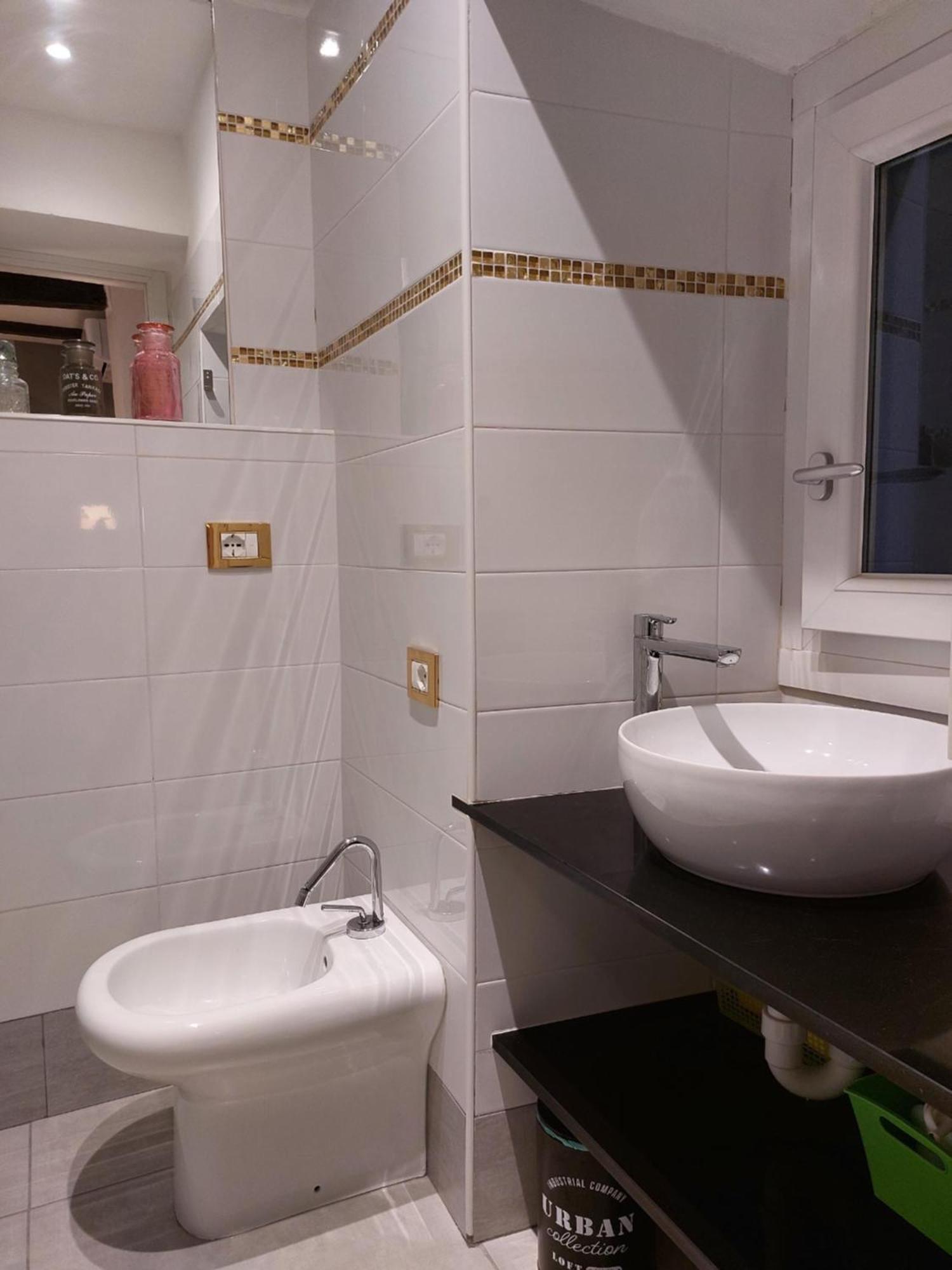 Appartamento Piazzetta La Maddalena 萨沃纳 外观 照片